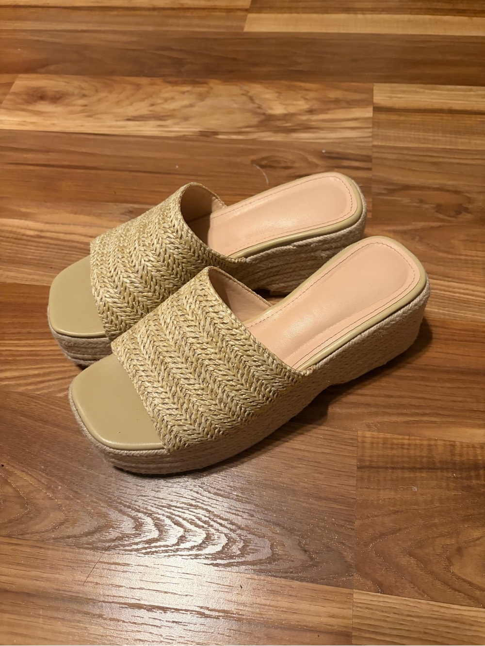 Woven Straw Platform Slide Sandals - Natural